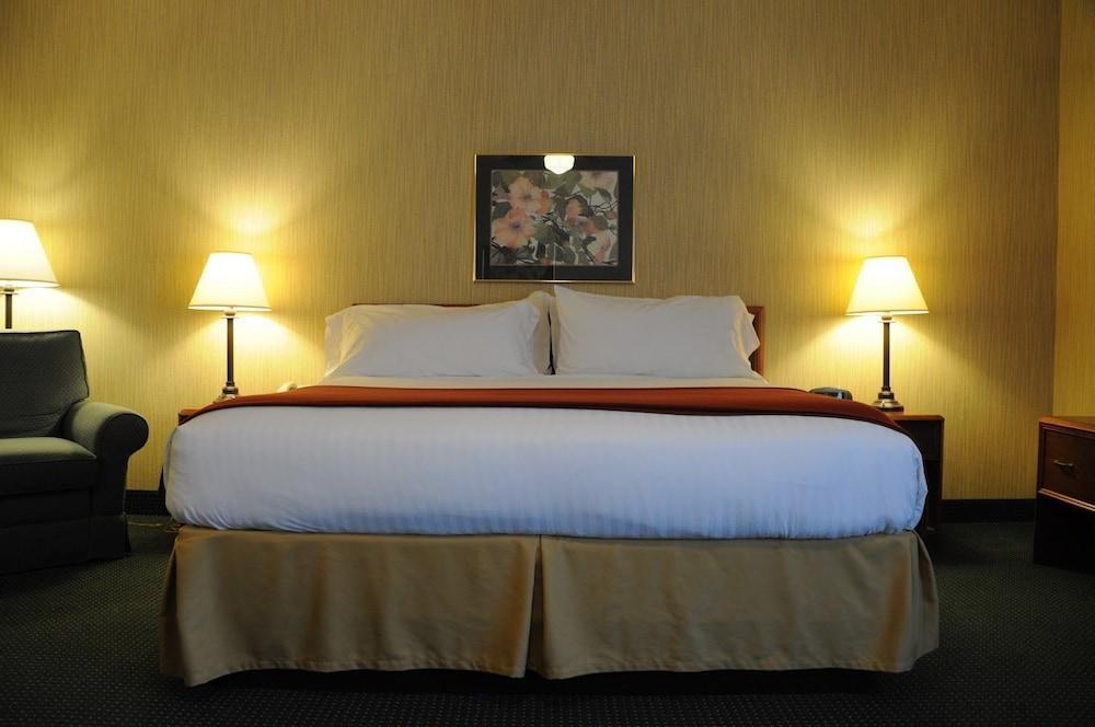 Inn Baymont By Wyndham 3*