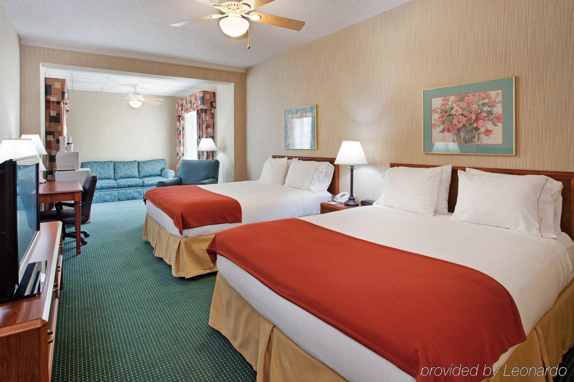 Inn Baymont By Wyndham 3*