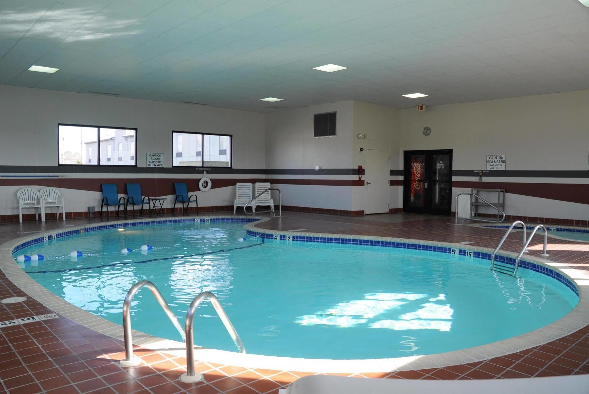 Baymont By Wyndham Inn West Plains